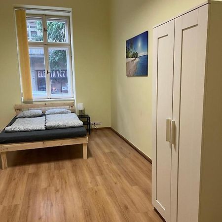 Batorego Lovely Rooms Краков Экстерьер фото